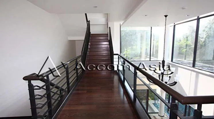 5  3 br House For Rent in Sukhumvit ,Bangkok BTS Ekkamai at House in compound 1818191