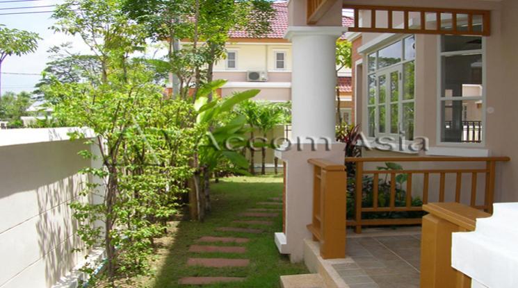  1  3 br House for rent and sale in Pattanakarn ,Bangkok  at Moo Baan Krongthong 1818248