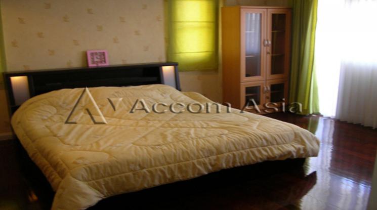 5  3 br House for rent and sale in Pattanakarn ,Bangkok  at Moo Baan Krongthong 1818248