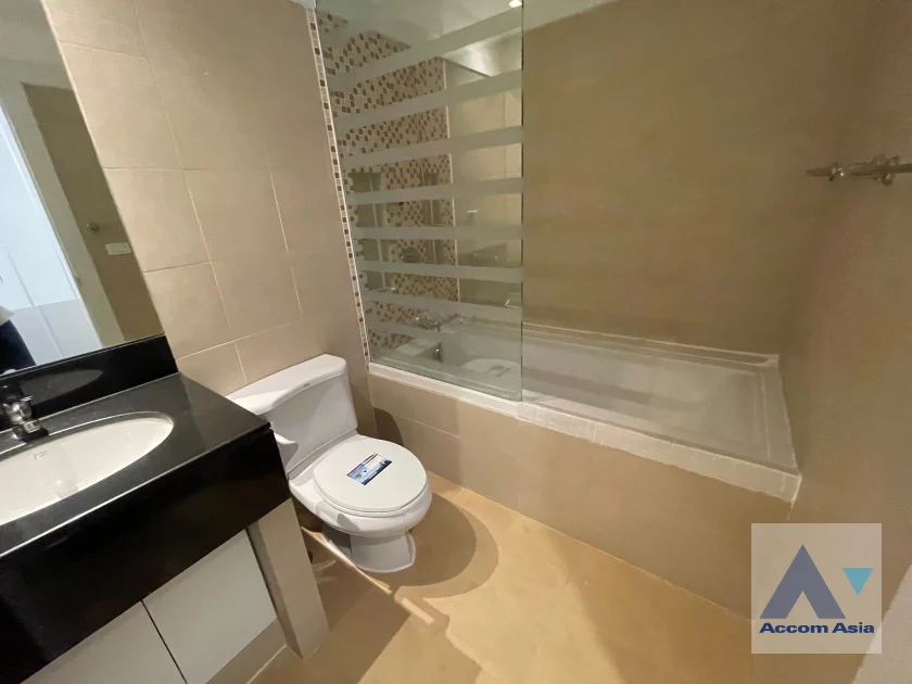 17  3 br Apartment For Rent in Sukhumvit ,Bangkok BTS Ekkamai at Ekkamai Family Apartment 1418282