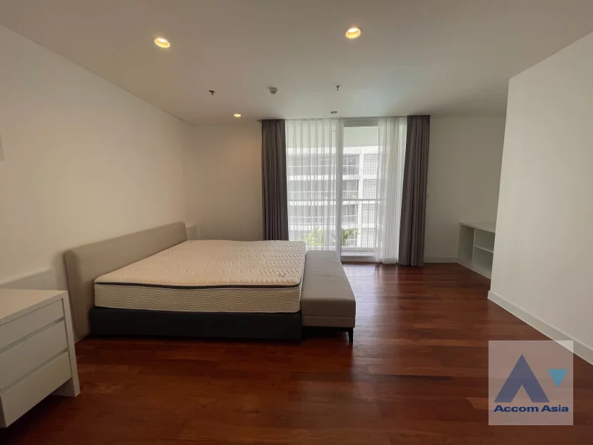 9  3 br Apartment For Rent in Sukhumvit ,Bangkok BTS Ekkamai at Ekkamai Family Apartment 1418282