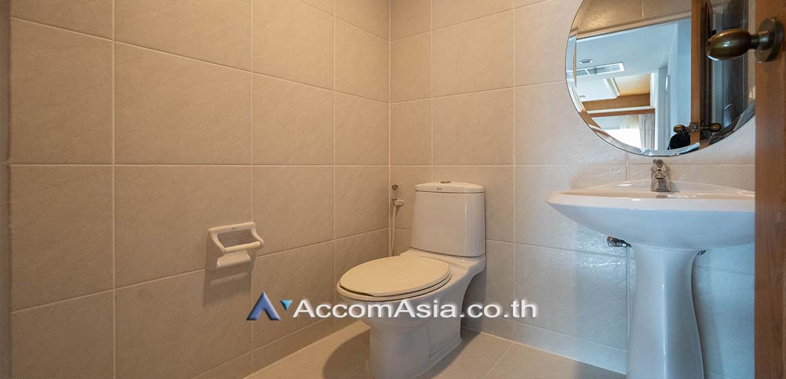 8  2 br Apartment For Rent in Sukhumvit ,Bangkok BTS Nana at Comfortable and Fully Furnished Apartment near BTS 1418283