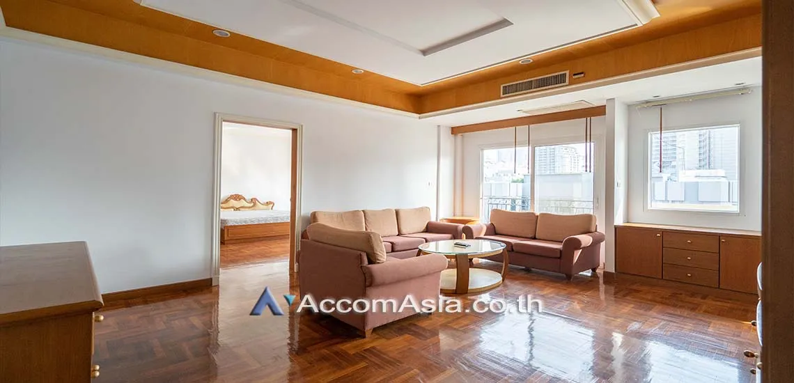  1  3 br Apartment For Rent in Sukhumvit ,Bangkok BTS Nana at Comfortable and Fully Furnished Apartment near BTS 1418285