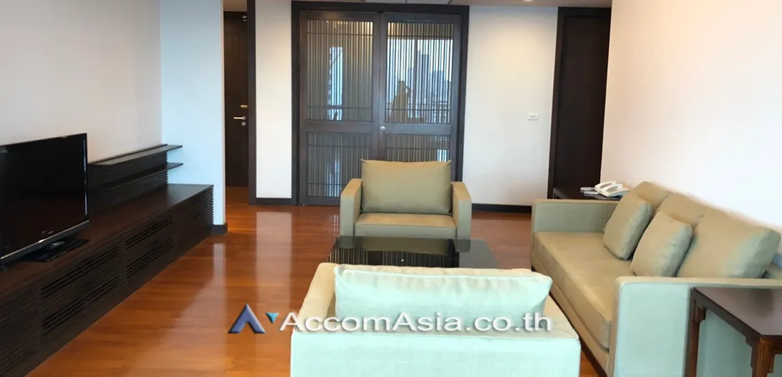 unit 3 Bedrooms  Apartment For Rent in Sukhumvit, Bangkok  near BTS Thong Lo (1418286)