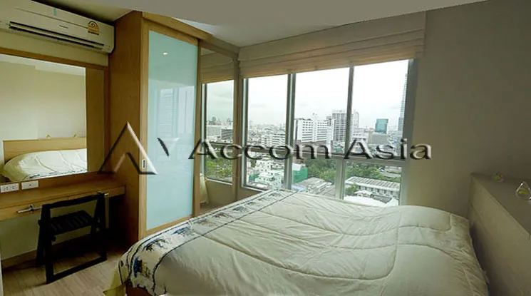 unit 1 Bedroom  Condominium For Rent in Silom, Bangkok  near BTS Chong Nonsi (1518302)