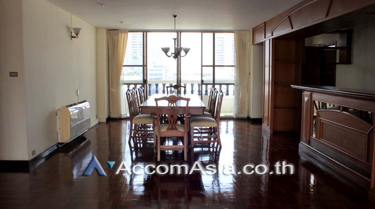  1  3 br Apartment For Rent in Sukhumvit ,Bangkok MRT Sukhumvit - BTS Asok at Spacious space with a cozy 1418357