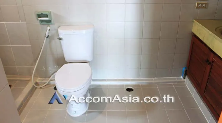 unit 3 Bedrooms  Apartment For Rent in Sukhumvit, Bangkok  near MRT Sukhumvit - BTS Asok (1418357)