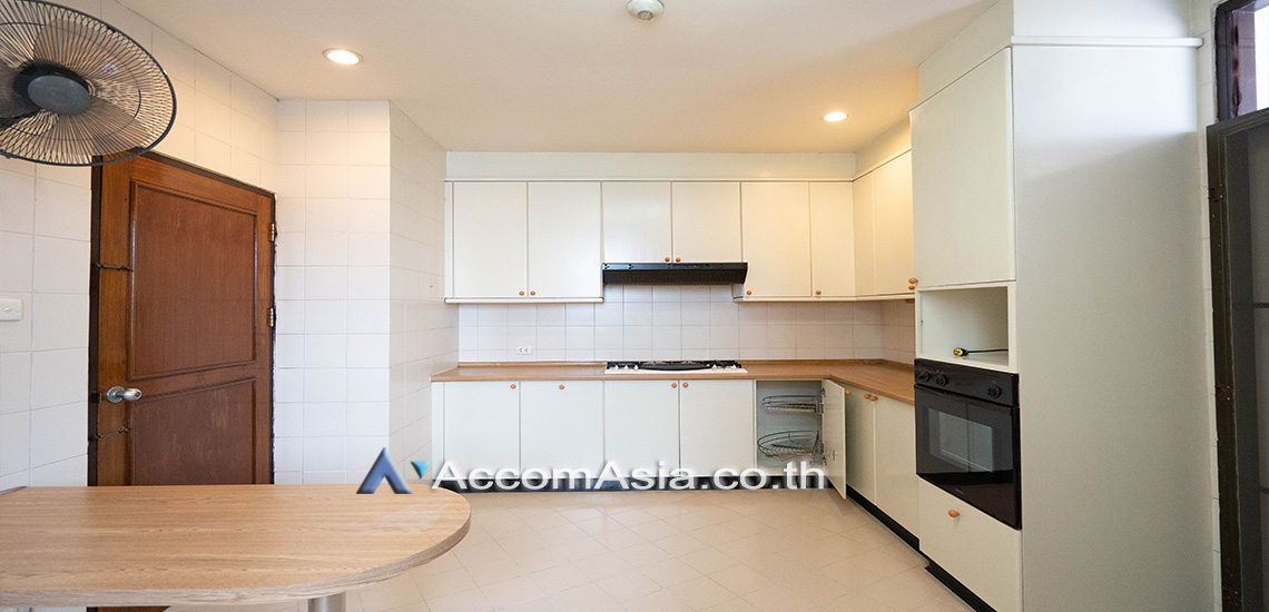 6  4 br Apartment For Rent in Sukhumvit ,Bangkok BTS Asok - MRT Sukhumvit at Suite For Family 1418358