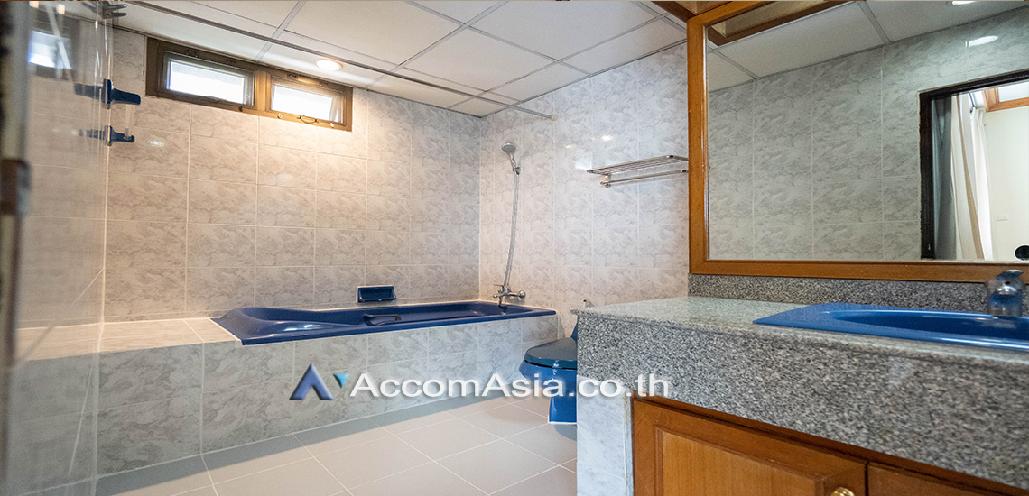 13  4 br Apartment For Rent in Sukhumvit ,Bangkok BTS Asok - MRT Sukhumvit at Suite For Family 1418358