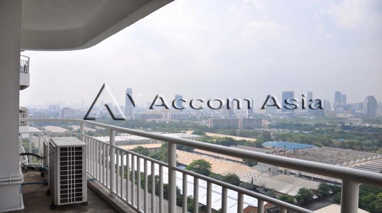  1  3 br Condominium For Rent in Sukhumvit ,Bangkok BTS Nana at Lake Green 1518407