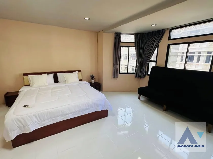 12  4 br Townhouse for rent and sale in Sukhumvit ,Bangkok BTS Phrom Phong at Chicha Castle 1818447