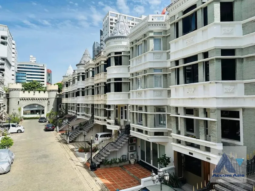 25  4 br Townhouse for rent and sale in Sukhumvit ,Bangkok BTS Phrom Phong at Chicha Castle 1818447