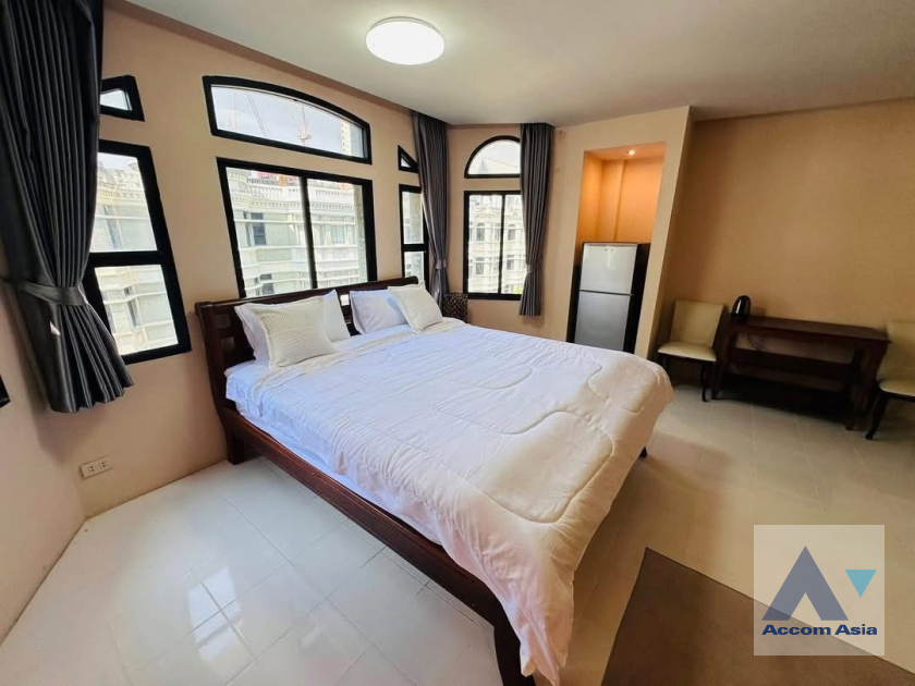 10  4 br Townhouse For Rent in Sukhumvit ,Bangkok BTS Phrom Phong at Chicha Castle 1818447