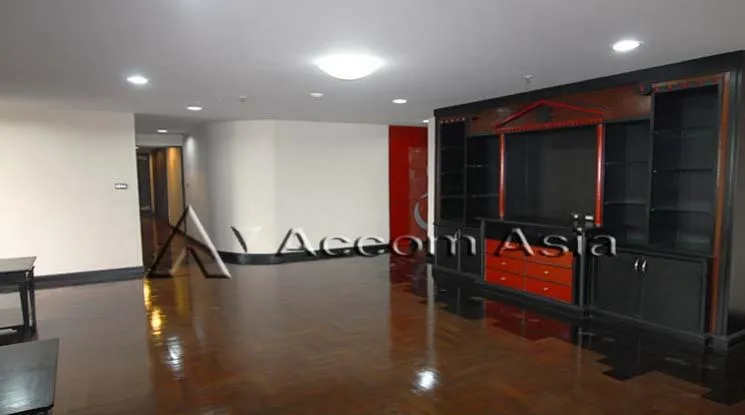 unit 2 Bedrooms  Apartment For Rent in Sukhumvit, Bangkok  near BTS Phrom Phong (1418457)