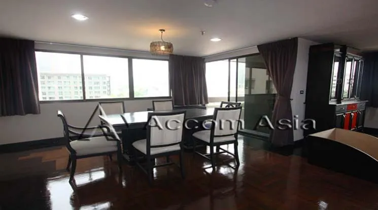 unit 2 Bedrooms  Apartment For Rent in Sukhumvit, Bangkok  near BTS Phrom Phong (1418457)