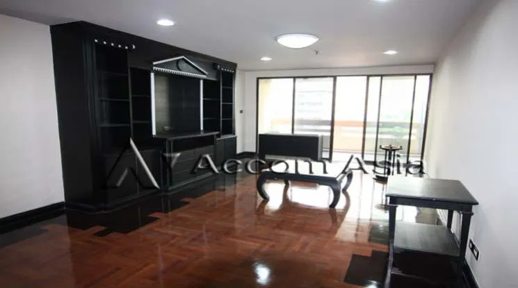 unit 2 Bedrooms  Apartment For Rent in Sukhumvit, Bangkok  near BTS Phrom Phong (1418459)