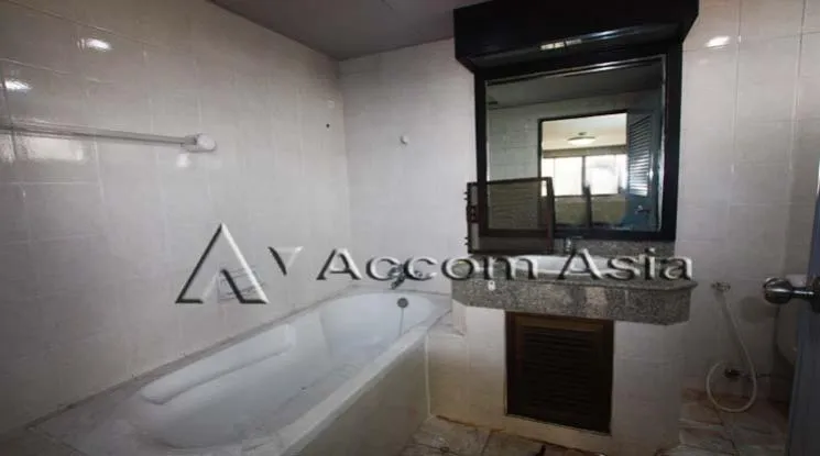 9  2 br Apartment For Rent in Sukhumvit ,Bangkok BTS Phrom Phong at Exudes classic comfort 1418459