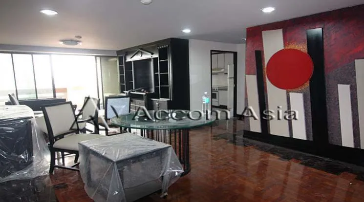 unit 2 Bedrooms  Apartment For Rent in Sukhumvit, Bangkok  near BTS Phrom Phong (1418460)