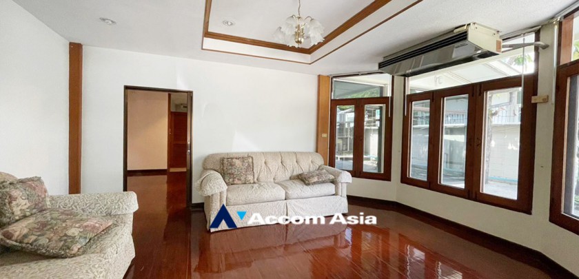 6  5 br House For Rent in Phaholyothin ,Bangkok BTS Ari 1918551