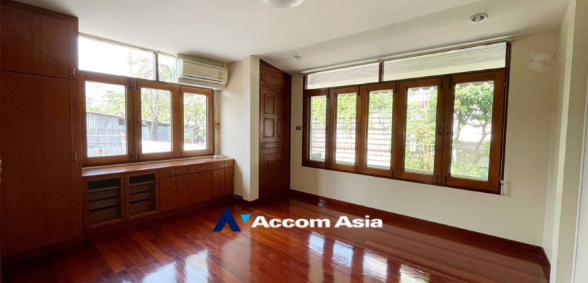 11  5 br House For Rent in Phaholyothin ,Bangkok BTS Ari 1918551