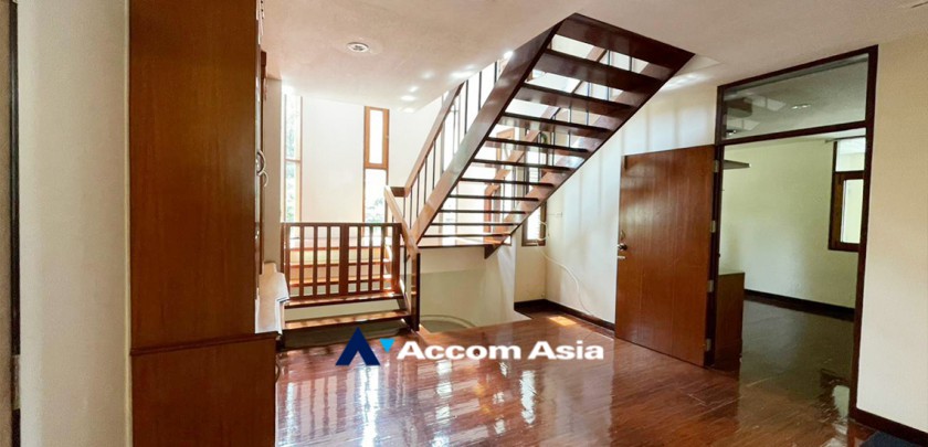  1  5 br House For Rent in Phaholyothin ,Bangkok BTS Ari 1918551
