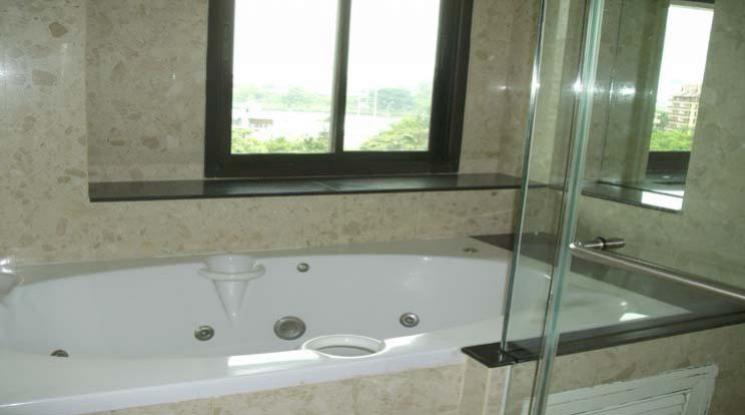 9  3 br Apartment For Rent in Sukhumvit ,Bangkok BTS Asok - MRT Sukhumvit at Boutique living style 1418585