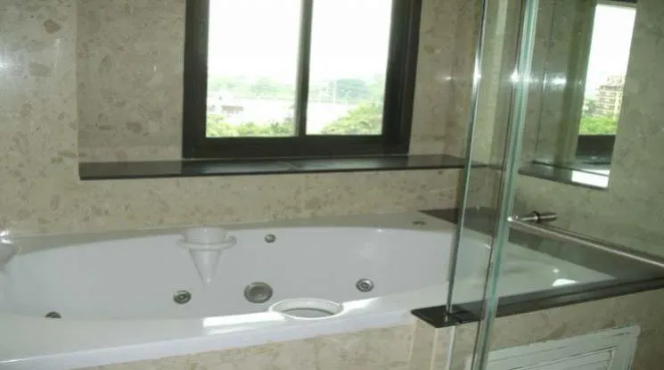 9  3 br Apartment For Rent in Sukhumvit ,Bangkok BTS Asok - MRT Sukhumvit at Boutique living style 1418585