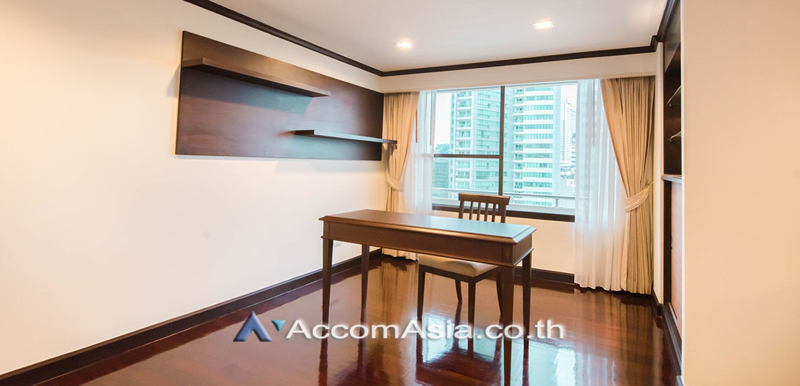 6  3 br Apartment For Rent in Sukhumvit ,Bangkok MRT Sukhumvit - BTS Asok at Warm Family Atmosphere 1418721