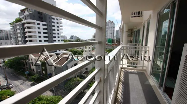 unit 2 Bedrooms  Condominium For Rent in Sukhumvit, Bangkok  near BTS Thong Lo (1518760)