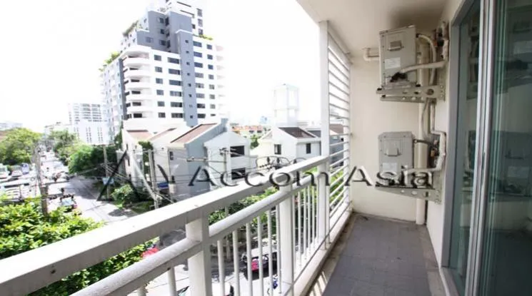 unit 2 Bedrooms  Condominium For Rent in Sukhumvit, Bangkok  near BTS Thong Lo (1518761)