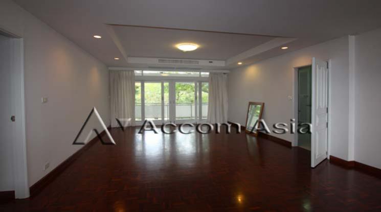  1  3 br Apartment For Rent in Sathorn ,Bangkok BTS Chong Nonsi at Cozy Low-Rise Apartment in a Premium Compound 1418907
