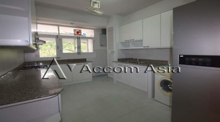 4  3 br Apartment For Rent in Sathorn ,Bangkok BTS Chong Nonsi at Cozy Low-Rise Apartment in a Premium Compound 1418907