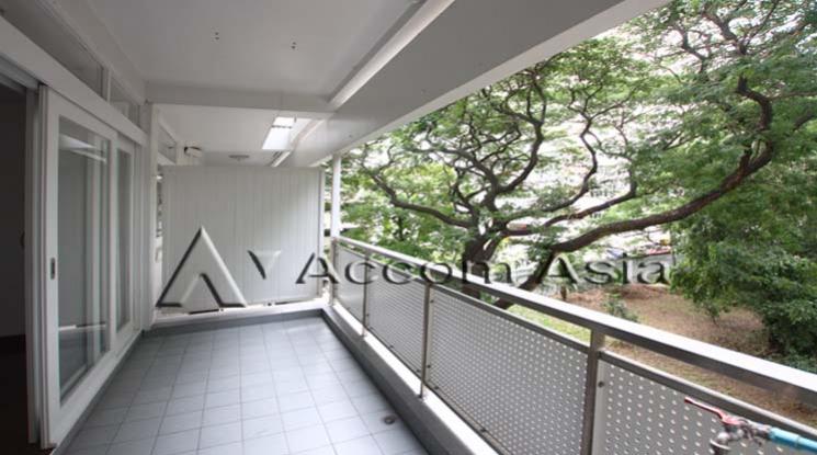 5  3 br Apartment For Rent in Sathorn ,Bangkok BTS Chong Nonsi at Cozy Low-Rise Apartment in a Premium Compound 1418907