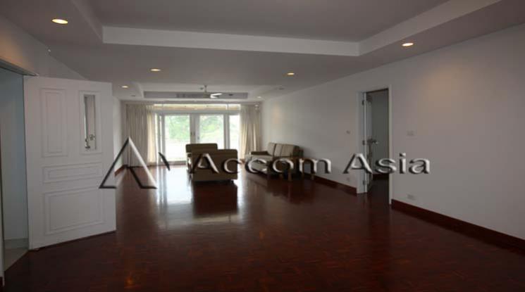 6  3 br Apartment For Rent in Sathorn ,Bangkok BTS Chong Nonsi at Cozy Low-Rise Apartment in a Premium Compound 1418907