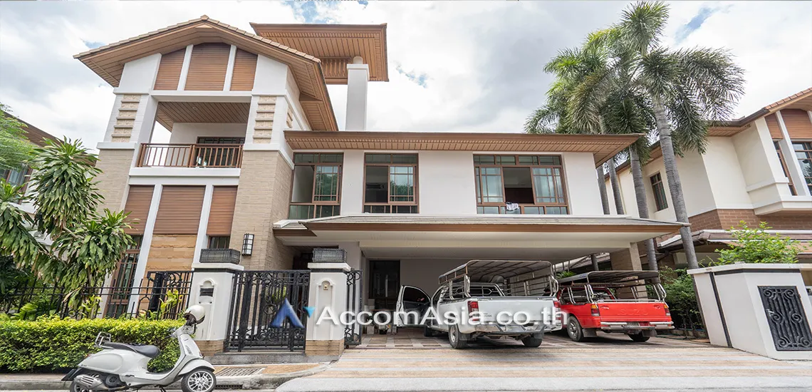  Baan Sansiri Sukhumvit 67 House  4 Bedroom for Rent BTS Phra khanong in Sukhumvit Bangkok