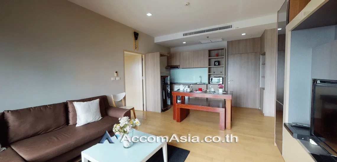 unit 1 Bedroom  Condominium For Rent & Sale in Sukhumvit, Bangkok  near BTS Ekkamai (1518954)