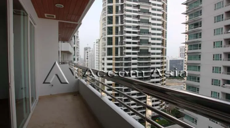 unit 2 Bedrooms  Apartment For Rent in Sukhumvit, Bangkok  near BTS Phrom Phong (1418964)