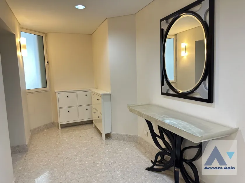 16  3 br Condominium For Rent in Ploenchit ,Bangkok BTS Chitlom at The Park Chidlom 1519060