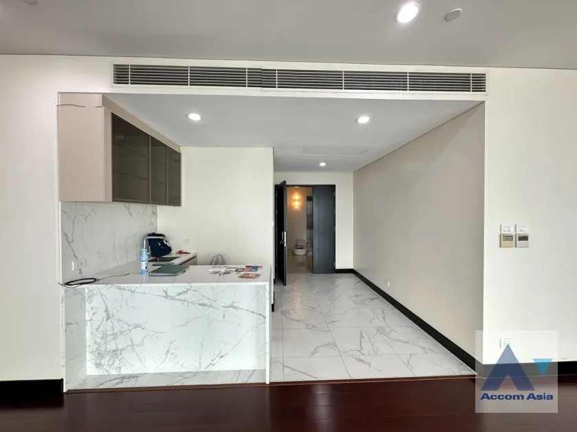 17  3 br Condominium For Rent in Ploenchit ,Bangkok BTS Chitlom at The Park Chidlom 1519060