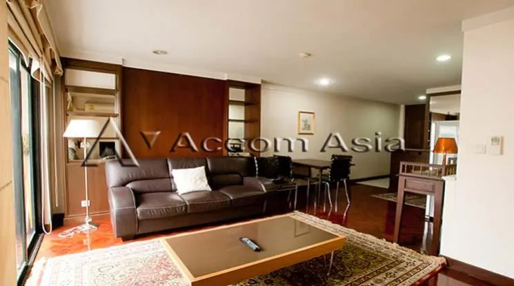 unit 2 Bedrooms  Condominium For Rent in Silom, Bangkok  near BTS Chong Nonsi - BTS Sala Daeng (1519078)