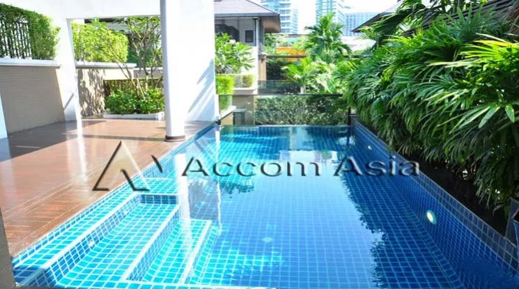 32  4 br House for rent and sale in Sukhumvit ,Bangkok BTS Asok - MRT Sukhumvit at House with pool Exclusive compound 1819116