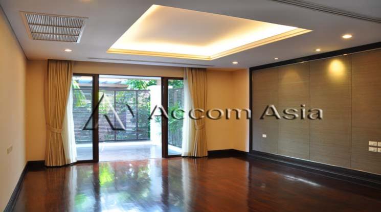 19  4 br House For Rent in Sukhumvit ,Bangkok BTS Asok - MRT Sukhumvit at House with pool Exclusive compound 1819116