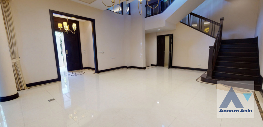 9  4 br House For Rent in Sukhumvit ,Bangkok BTS Asok - MRT Sukhumvit at House with pool Exclusive compound 1819116
