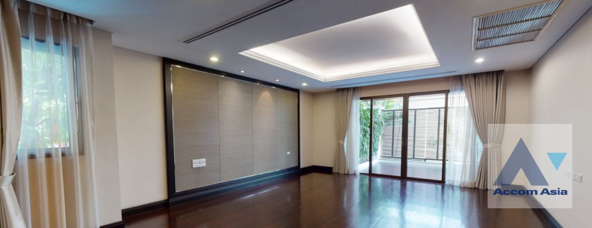 20  4 br House For Rent in Sukhumvit ,Bangkok BTS Asok - MRT Sukhumvit at House with pool Exclusive compound 1819116