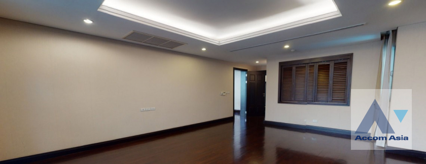 22  4 br House For Rent in Sukhumvit ,Bangkok BTS Asok - MRT Sukhumvit at House with pool Exclusive compound 1819116
