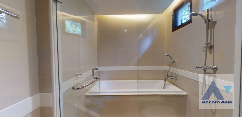 29  4 br House For Rent in Sukhumvit ,Bangkok BTS Asok - MRT Sukhumvit at House with pool Exclusive compound 1819116