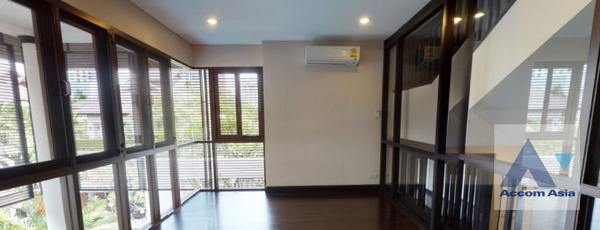 16  4 br House For Rent in Sukhumvit ,Bangkok BTS Asok - MRT Sukhumvit at House with pool Exclusive compound 1819116