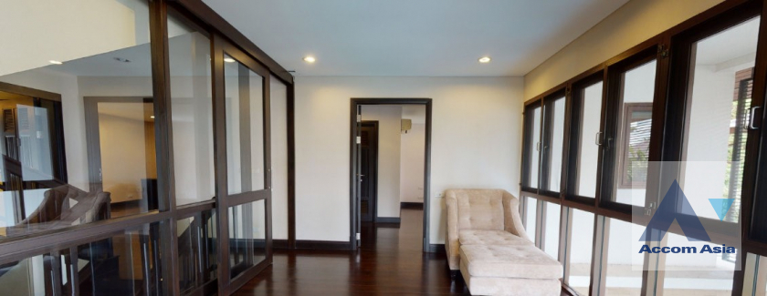 15  4 br House For Rent in Sukhumvit ,Bangkok BTS Asok - MRT Sukhumvit at House with pool Exclusive compound 1819116