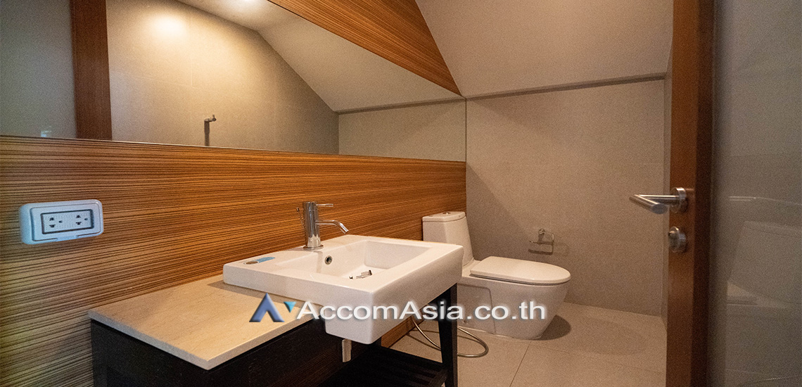 14  3 br Condominium For Rent in Ploenchit ,Bangkok BTS National Stadium at Pathumwan Oasis 1519290