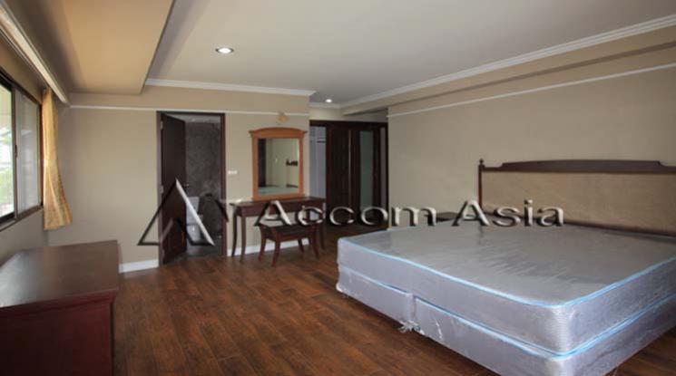 7  3 br Apartment For Rent in Phaholyothin ,Bangkok BTS Ari at Charming Homely Style 1419387